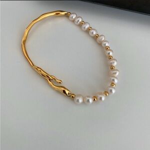 Gold‎ and Pearl Bracelet 18k Gold and 925 Sterling Silver